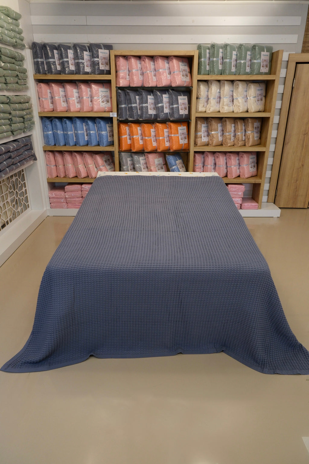 ETEHOMETEX HAVUZLU PİKE ÇİFT KİŞİLİK 220X240CM ANTRASİT 8696474231871