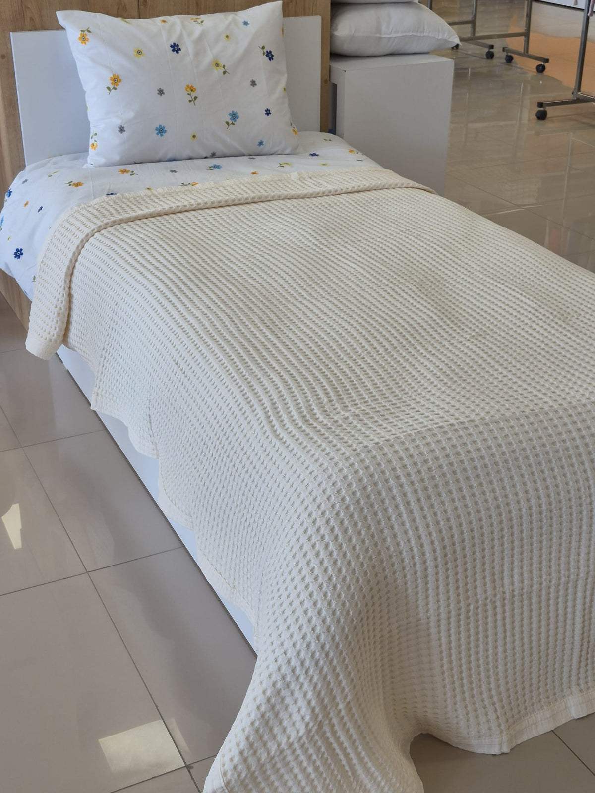 ETEHOMETEX HAVUZLU PİKE TAKIMI %100 PAMUK TEK KİŞİLİK KREM 8696474232109