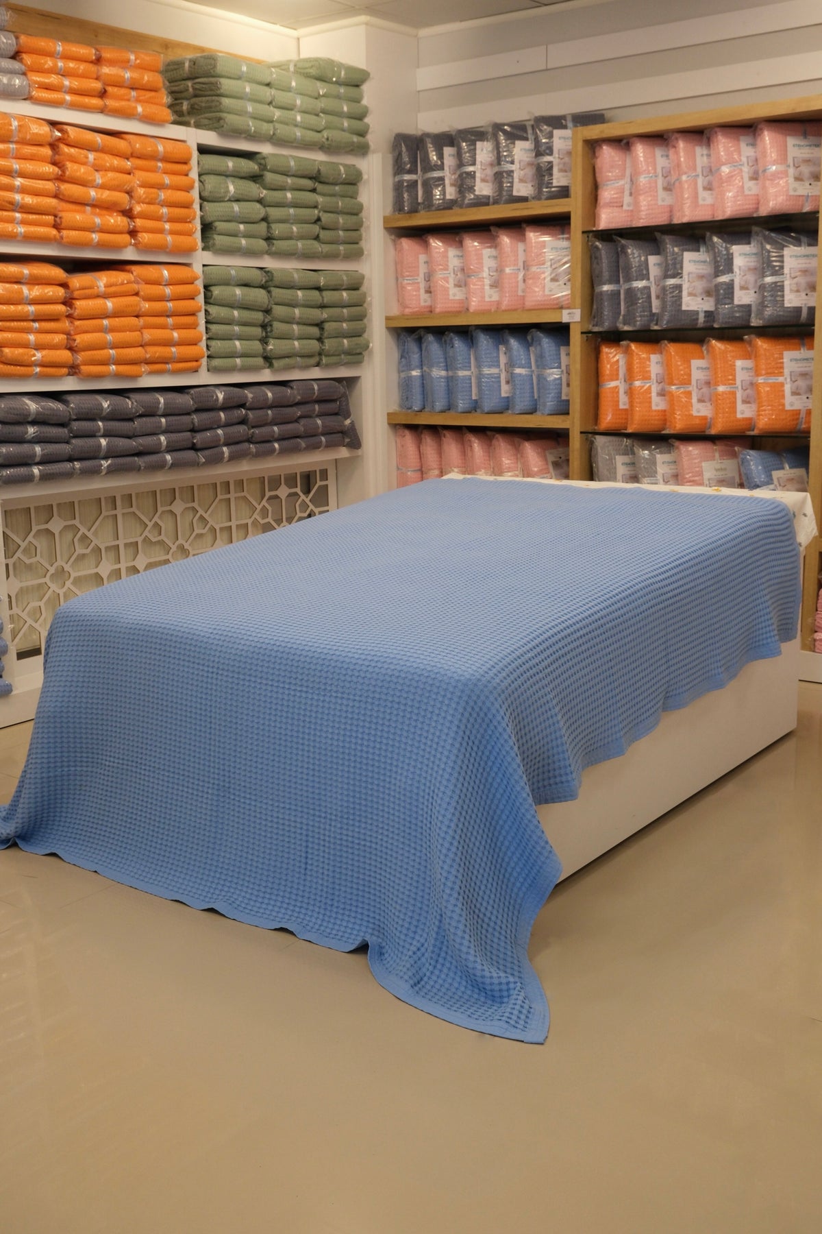 ETEHOMETEX  HAVUZLU PİKE ÇİFT KİŞİLİK 220X240CM MAVİ 8696474231657