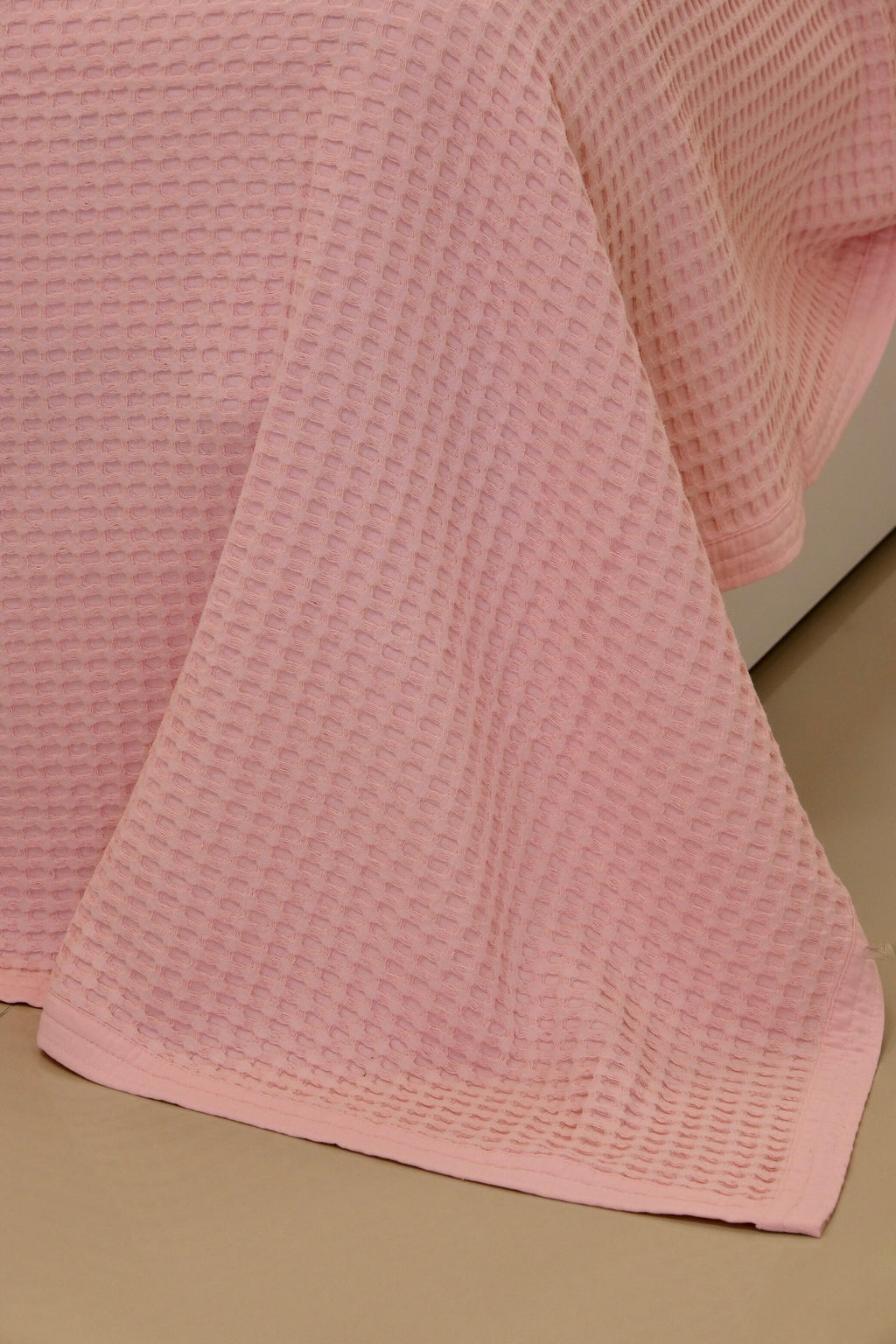 ETEHOMETEX HAVUZLU PİKE TEK KİŞİLİK 160X240CM PEMBE 8696474232080