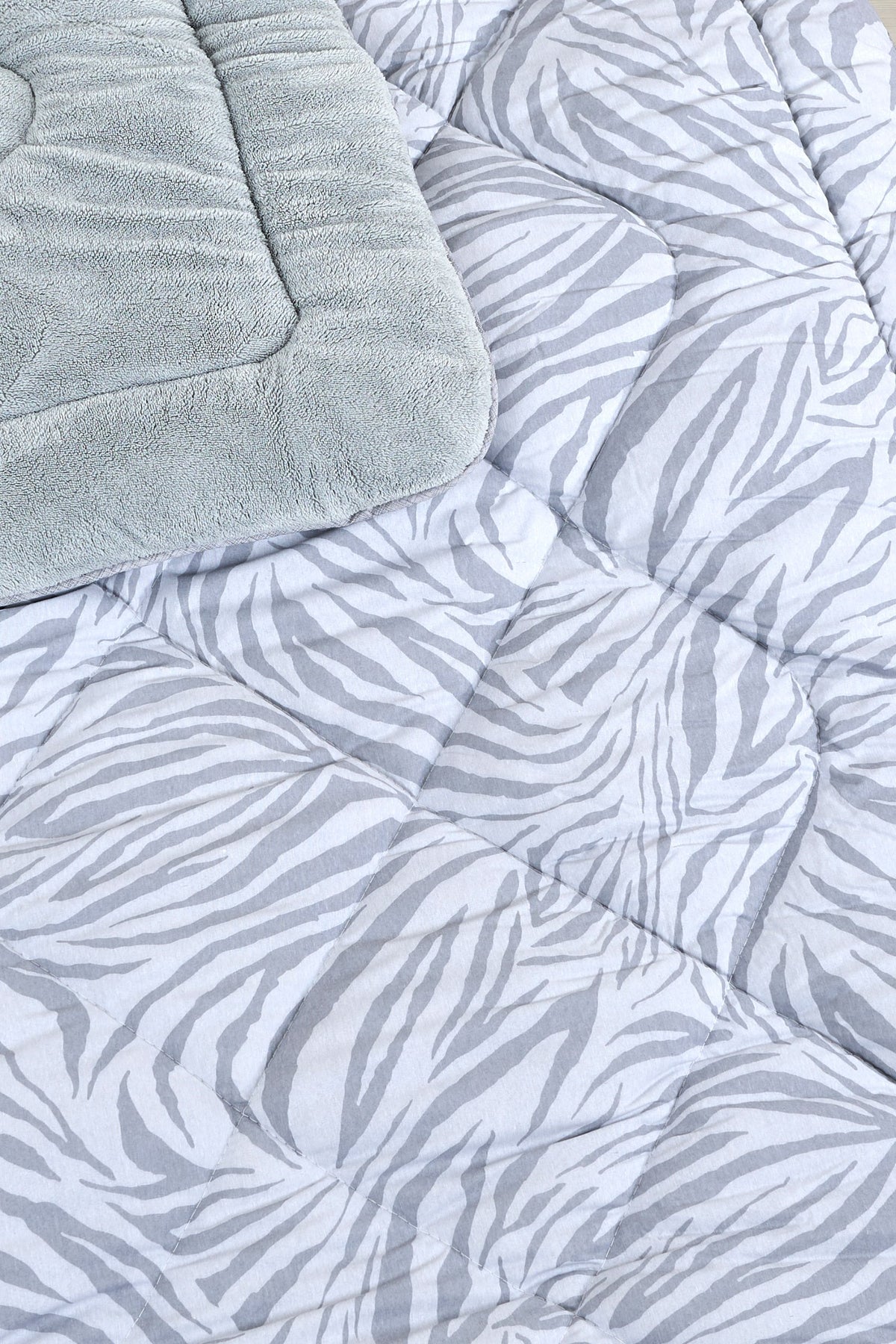 ETE HOMETEX TEK KİŞİLİK LÜX WELSOFT YORGAN SETİ ZEBRA GRİ 155X215CM 8696474231935